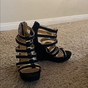 Wedge heels